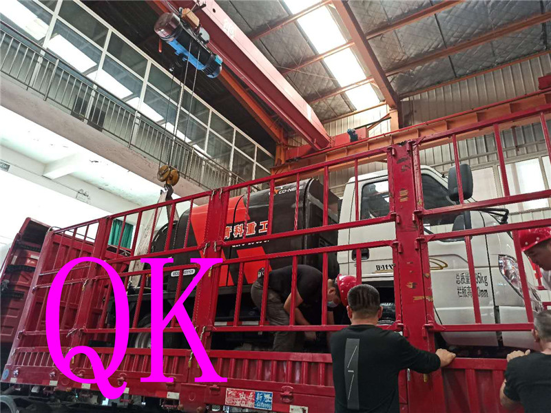 混凝土泵 青科重工 濕噴臺(tái)車