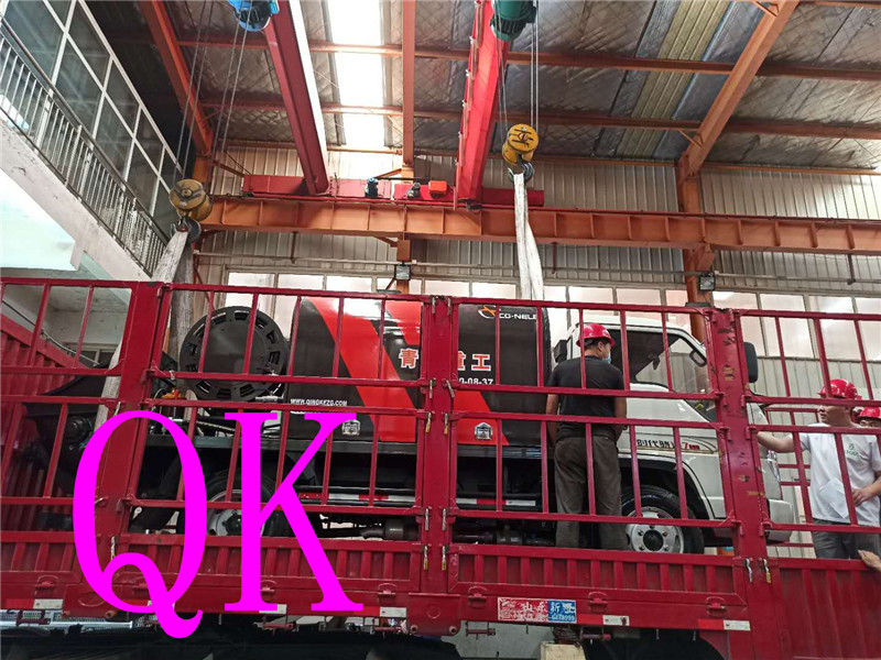 混凝土泵 青科重工 濕噴臺(tái)車